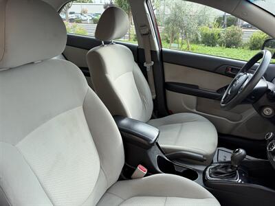 2011 Kia Forte EX   - Photo 18 - Elk Grove, CA 95624