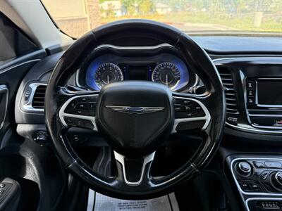 2015 Chrysler 200 Limited   - Photo 15 - Elk Grove, CA 95624