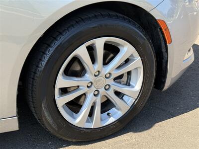 2015 Chrysler 200 Limited   - Photo 10 - Elk Grove, CA 95624