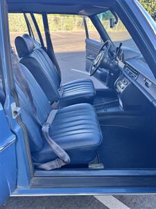 1969 Mercedes-Benz 200-Series   - Photo 13 - San Diego, CA 92115