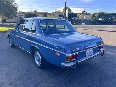 1969 Mercedes-Benz 200-Series   - Photo 3 - San Diego, CA 92115