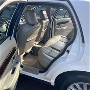 2010 Mercury Grand Marquis LS   - Photo 9 - San Diego, CA 92115