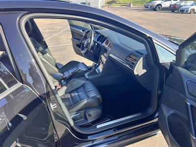 2017 Volkswagen Golf GTI Sport  SE - Photo 10 - San Diego, CA 92115