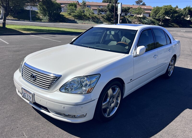 2004 Lexus LS 430  