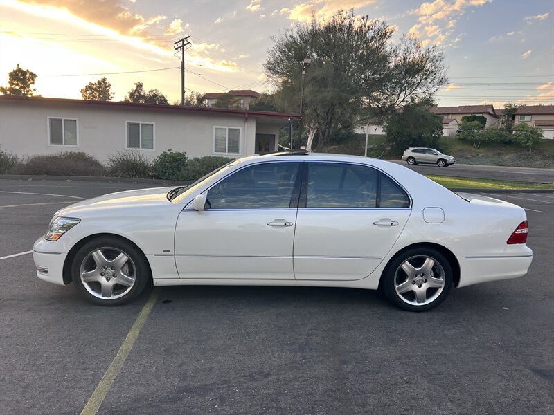 2004 Lexus LS