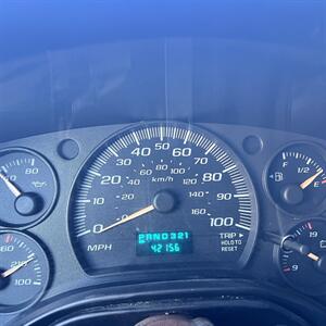 2005 Chevrolet Express 2500   - Photo 10 - San Diego, CA 92115