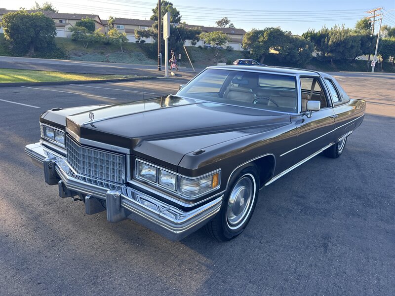 1976 Cadillac DeVille Coupe   - Photo 1 - San Diego, CA 92115