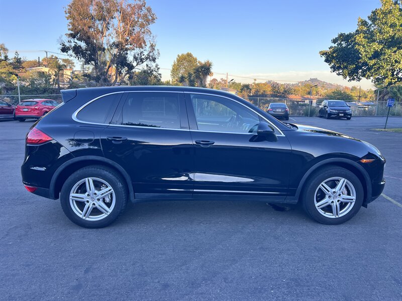 2011 Porsche Cayenne S - Photo 6