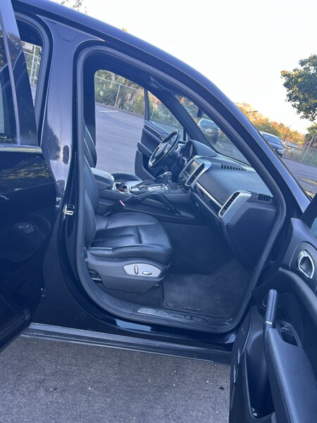2011 Porsche Cayenne S - Photo 11