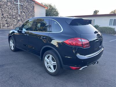 2011 Porsche Cayenne S   - Photo 3 - San Diego, CA 92115