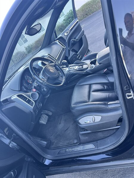2011 Porsche Cayenne S - Photo 8