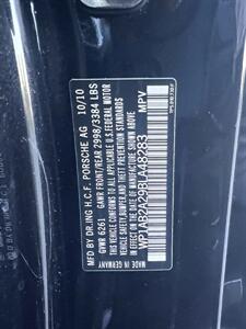 2011 Porsche Cayenne S   - Photo 17 - San Diego, CA 92115
