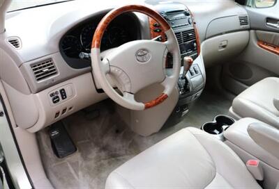 2008 Toyota Sienna XLE Limited   - Photo 5 - San Diego, CA 92115