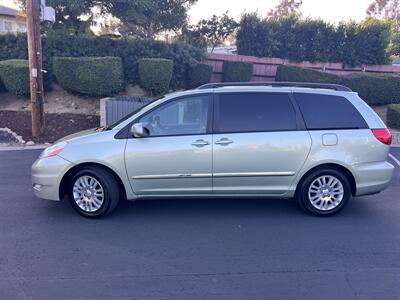 2008 Toyota Sienna XLE Limited - Photo 2 - San Diego, CA 92115