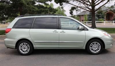 2008 Toyota Sienna XLE Limited   - Photo 4 - San Diego, CA 92115