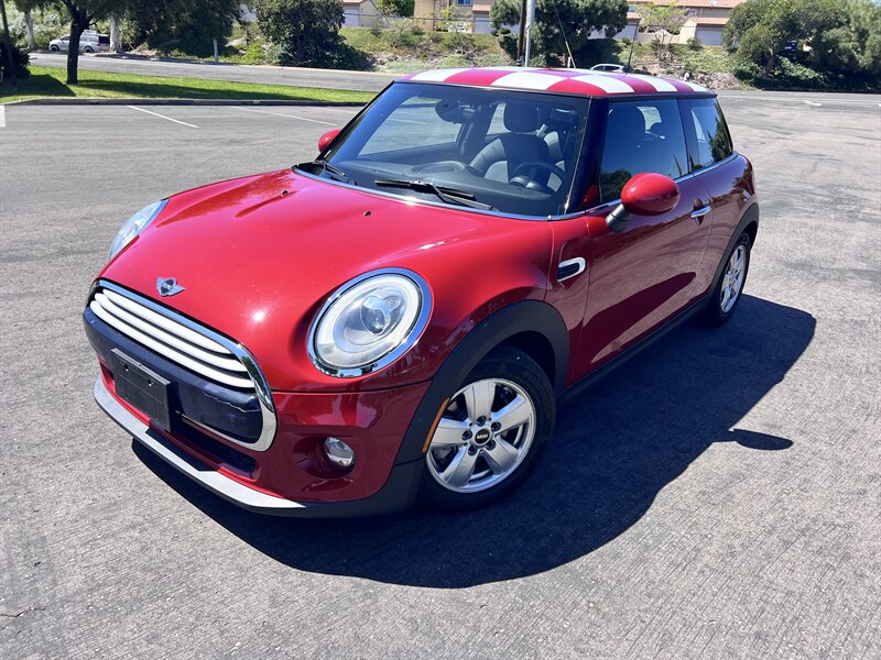 2015 MINI Hardtop 2 Door Cooper  