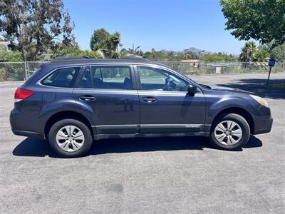 2013 Subaru Outback 2.5i   - Photo 4 - San Diego, CA 92115