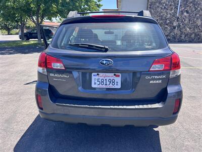 2013 Subaru Outback 2.5i   - Photo 8 - San Diego, CA 92115