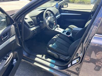 2013 Subaru Outback 2.5i   - Photo 6 - San Diego, CA 92115