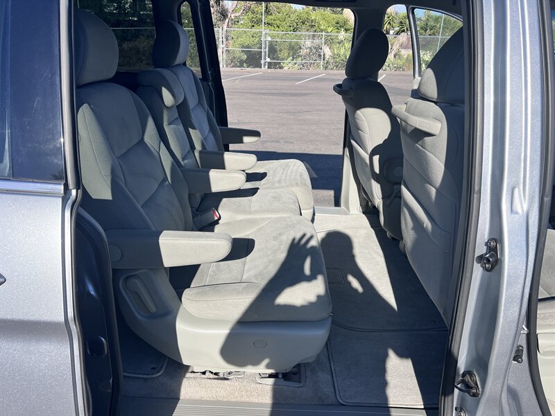 2008 Honda Odyssey EX - Photo 11