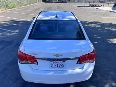 2014 Chevrolet Cruze LS Auto   - Photo 4 - San Diego, CA 92115