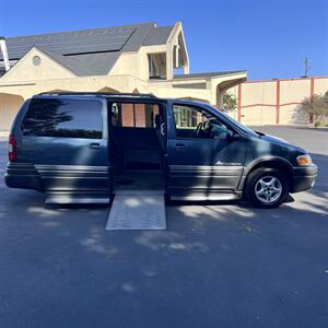2005 Pontiac Montana BraunAbility Entervan  Handicap Van - Photo 9 - San Diego, CA 92115
