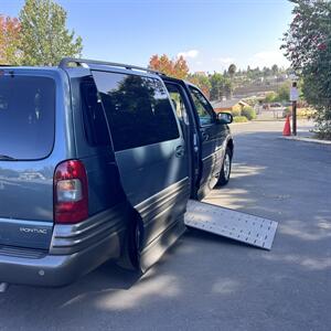 2005 Pontiac Montana BraunAbility Entervan  Handicap Van - Photo 8 - San Diego, CA 92115