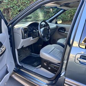 2005 Pontiac Montana BraunAbility Entervan  Handicap Van - Photo 11 - San Diego, CA 92115