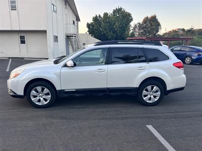 2012 Subaru Outback 2.5i Premium - Photo 2 - San Diego, CA 92115