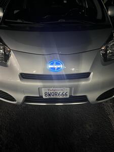 2014 Scion iQ 10 Series   - Photo 2 - San Diego, CA 92115
