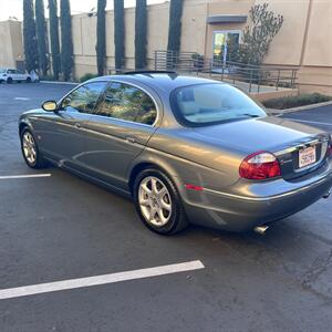 2006 Jaguar S-Type 4.2   - Photo 3 - San Diego, CA 92115