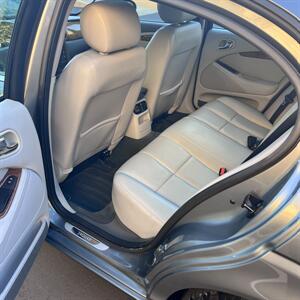 2006 Jaguar S-Type 4.2   - Photo 8 - San Diego, CA 92115