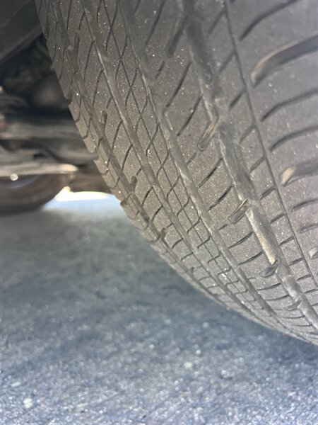 2019 Toyota RAV4 LE - Photo 13