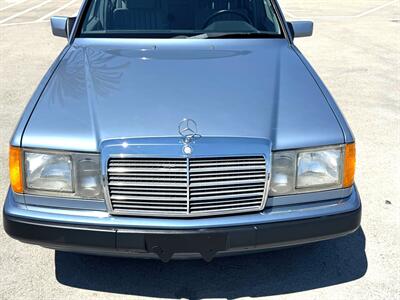 1990 Mercedes-Benz 300 E 2.6   - Photo 18 - San Juan Capist, CA 92675