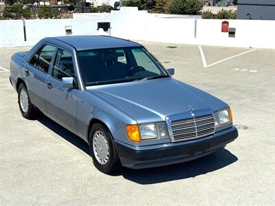 1990 Mercedes-Benz 300 E 2.6   - Photo 5 - San Juan Capist, CA 92675