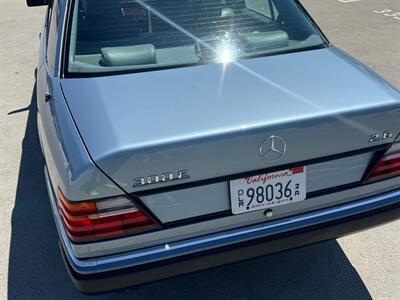 1990 Mercedes-Benz 300 E 2.6   - Photo 30 - San Juan Capist, CA 92675