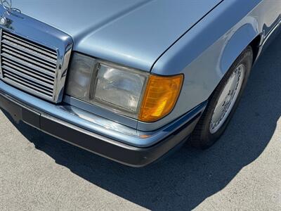 1990 Mercedes-Benz 300 E 2.6   - Photo 21 - San Juan Capist, CA 92675