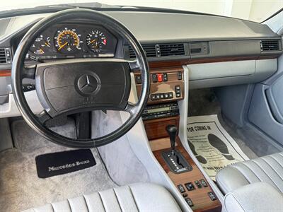 1990 Mercedes-Benz 300 E 2.6   - Photo 58 - San Juan Capist, CA 92675