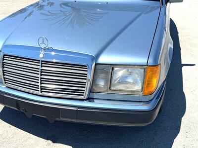 1990 Mercedes-Benz 300 E 2.6   - Photo 20 - San Juan Capist, CA 92675