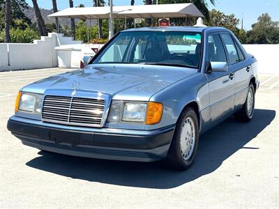 1990 Mercedes-Benz 300 E 2.6   - Photo 7 - San Juan Capist, CA 92675