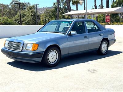 1990 Mercedes-Benz 300 E 2.6   - Photo 9 - San Juan Capist, CA 92675