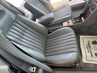 1990 Mercedes-Benz 300 E 2.6   - Photo 89 - San Juan Capist, CA 92675