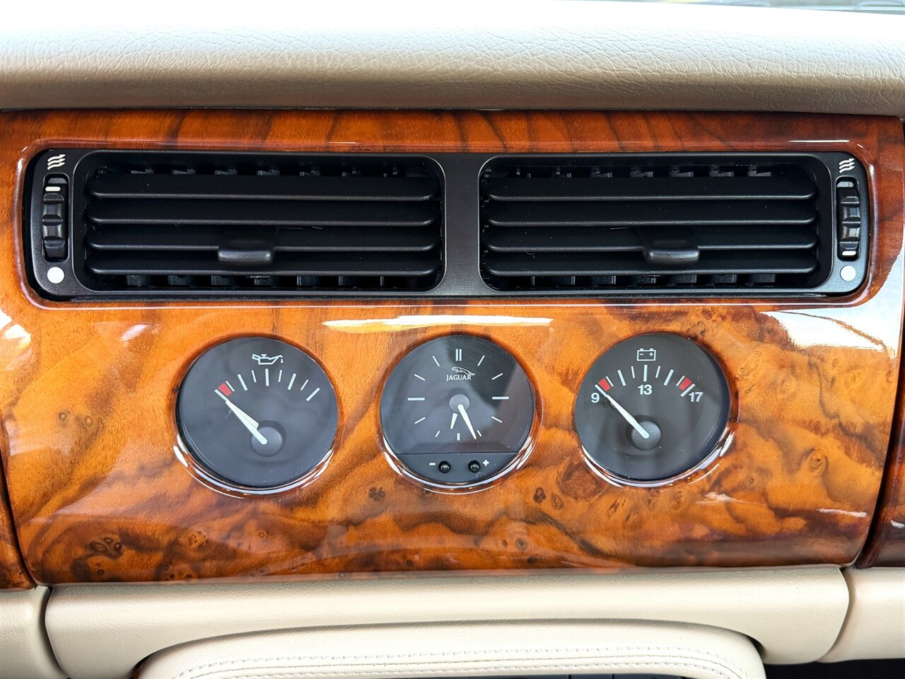1998 Jaguar XK Series Base - Photo 49