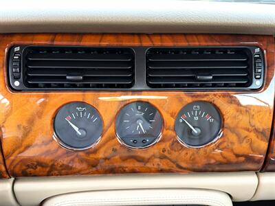 1998 Jaguar XK8   - Photo 49 - Laguna Niguel, CA 92677
