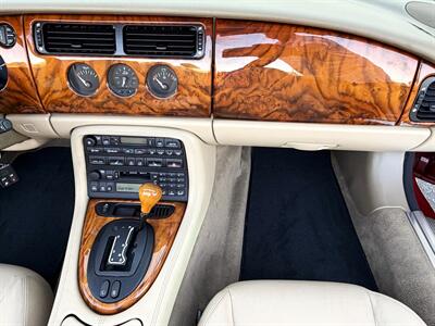 1998 Jaguar XK8   - Photo 53 - Laguna Niguel, CA 92677