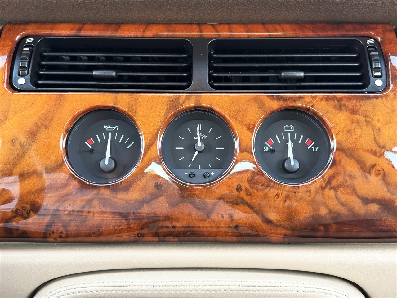 1998 Jaguar XK Series Base - Photo 70