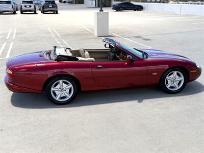 1998 Jaguar XK8   - Photo 12 - Laguna Niguel, CA 92677