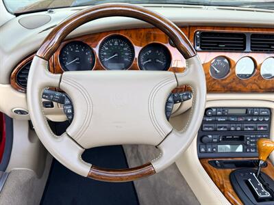 1998 Jaguar XK8   - Photo 61 - Laguna Niguel, CA 92677