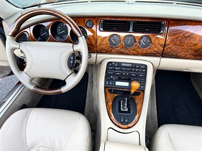 1998 Jaguar XK8   - Photo 52 - Laguna Niguel, CA 92677