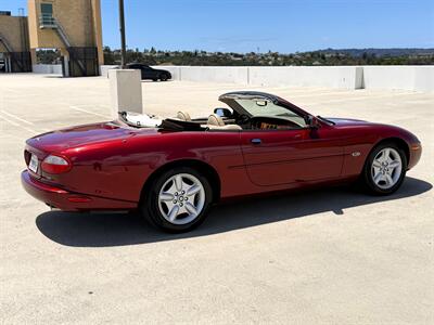 1998 Jaguar XK8   - Photo 11 - Laguna Niguel, CA 92677